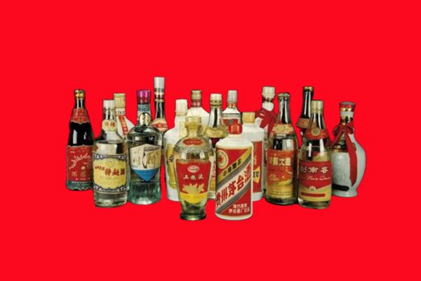 北京朝阳区回收十八老酒.jpg